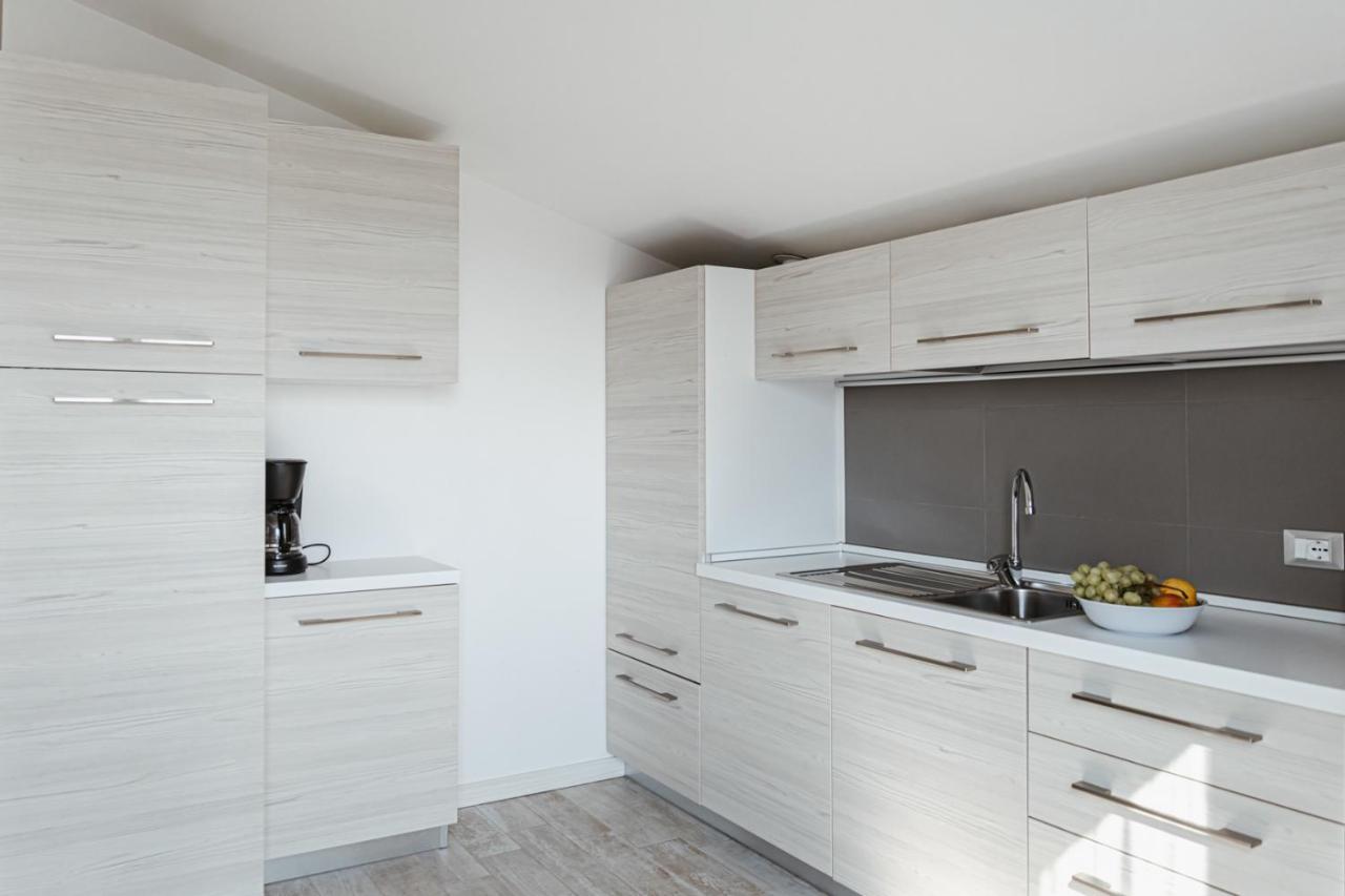 Minerva Holiday Home Manerba del Garda Zewnętrze zdjęcie