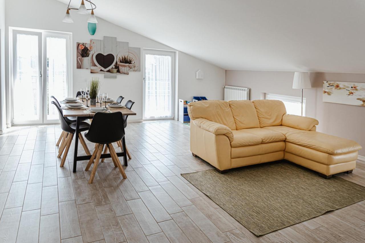 Minerva Holiday Home Manerba del Garda Zewnętrze zdjęcie